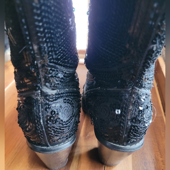 Black Sequin Western Cowgirl Heeled Booties - Picture 5 of 9